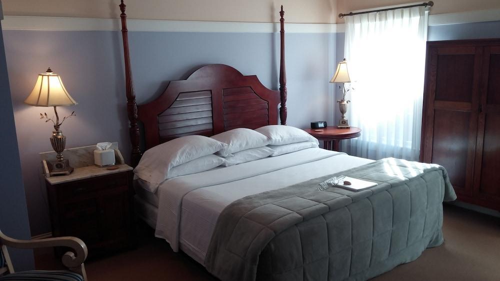 Beach Spa Bed & Breakfast Virginia Beach Exterior photo