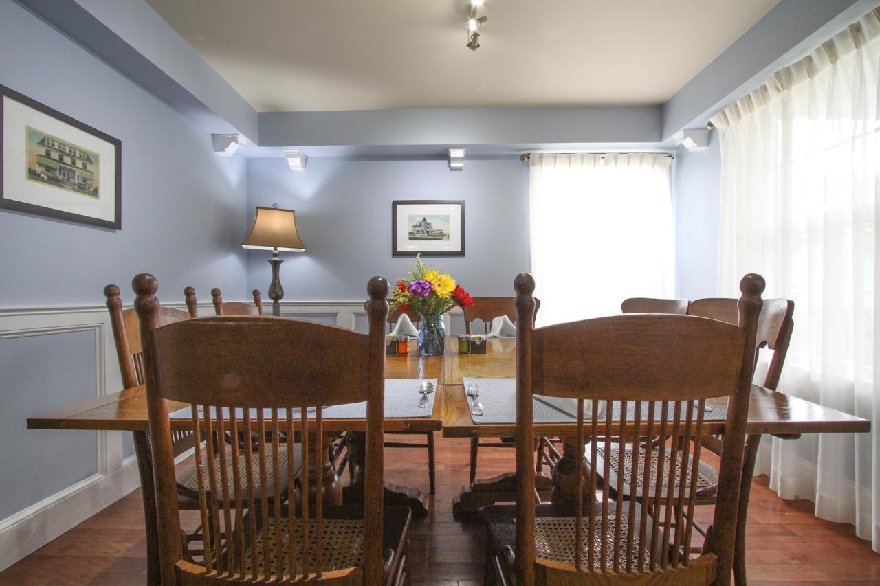 Beach Spa Bed & Breakfast Virginia Beach Exterior photo
