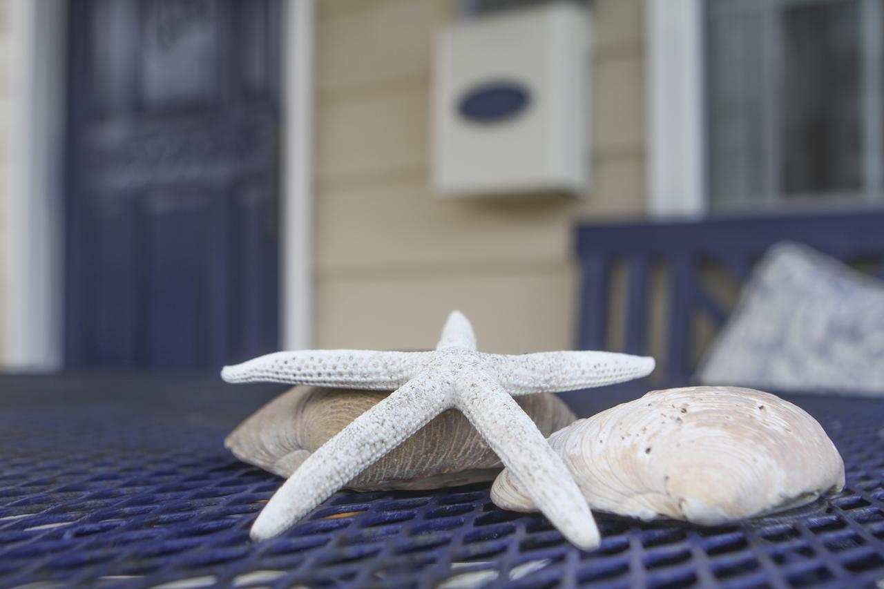 Beach Spa Bed & Breakfast Virginia Beach Exterior photo