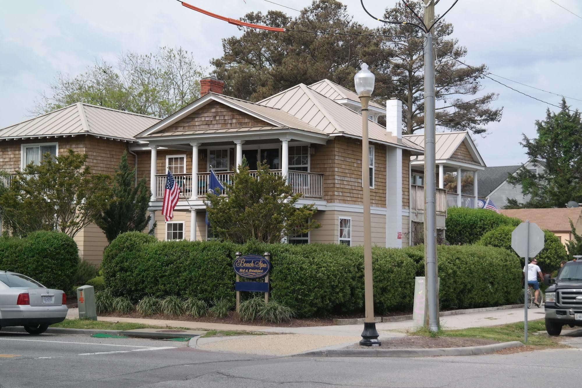 Beach Spa Bed & Breakfast Virginia Beach Exterior photo